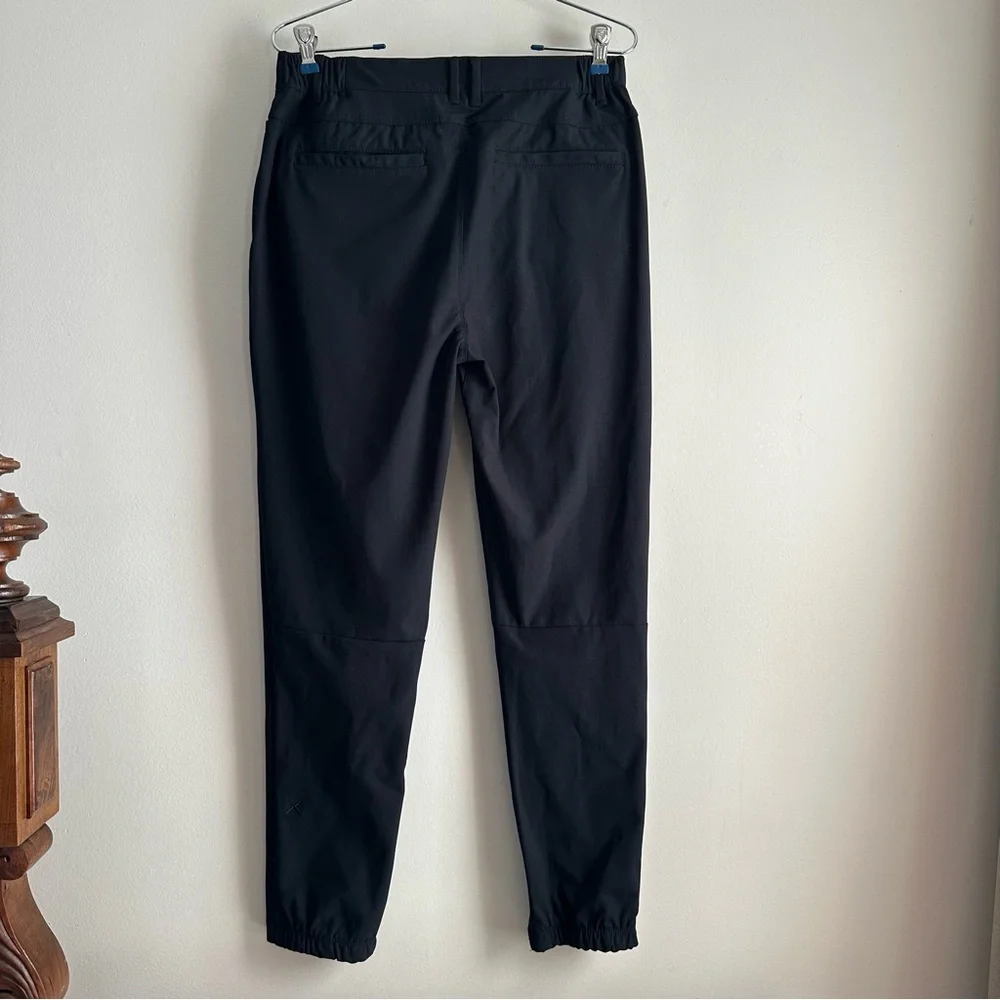Cuts Clothing no notable